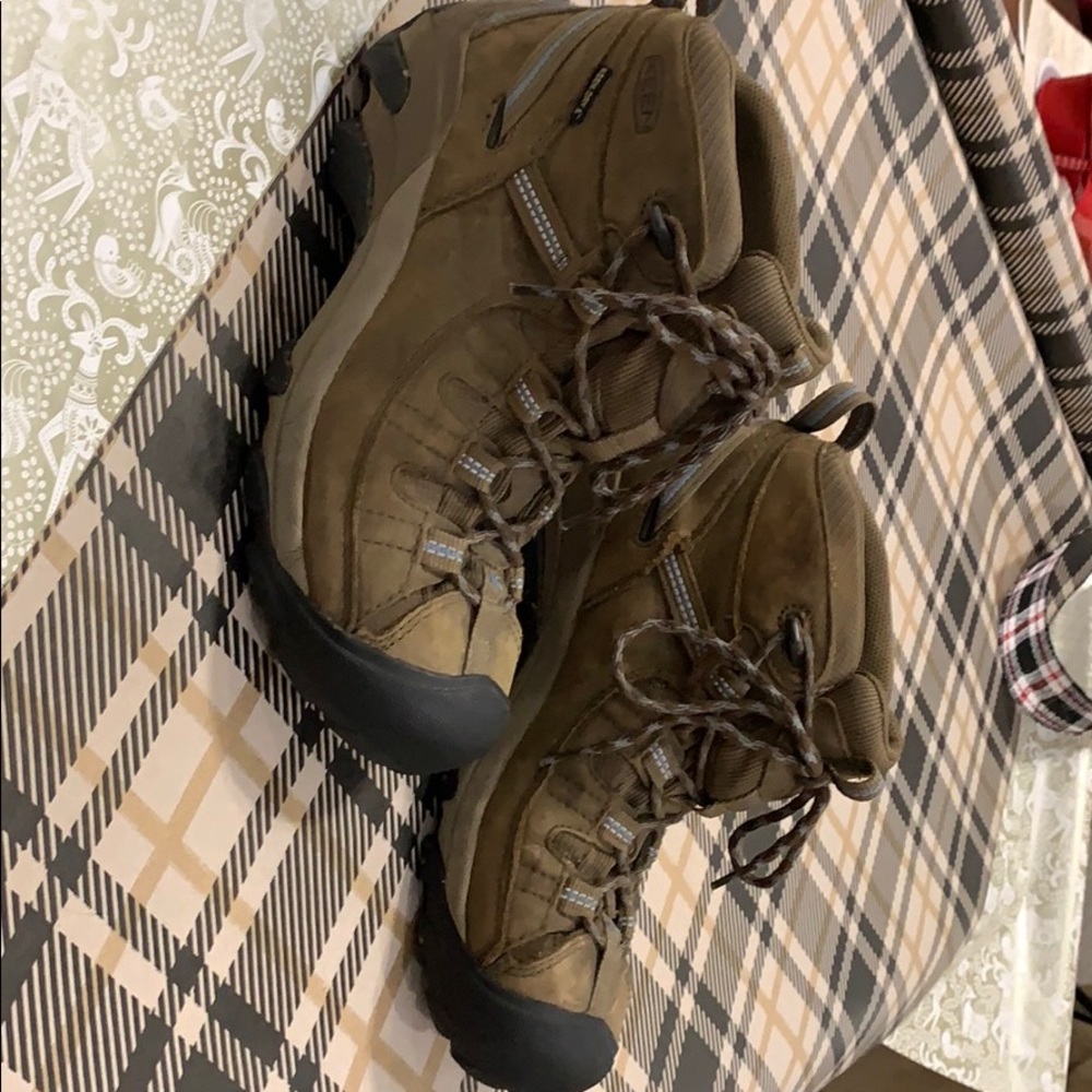 Keen hiking boot